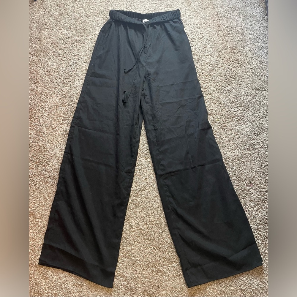Princess Polly - Black Wide-Leg Pants Size 4